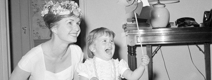 Tuesday Ten: Personal Property Auction of Carrie Fisher and Debbie&nbsp;Reynolds